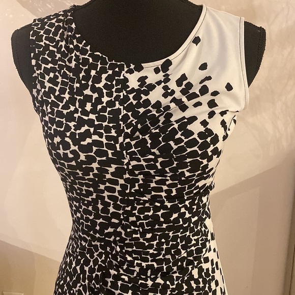 𝅺BCBGMAXAZRIA dress size XXS - Picture 3 of 9